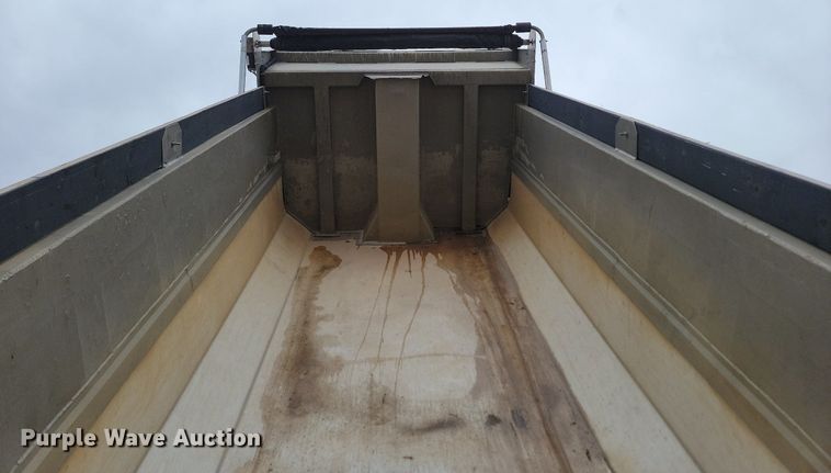 image for item LA9640 2006 Freightliner  M2 Business Class dump truck