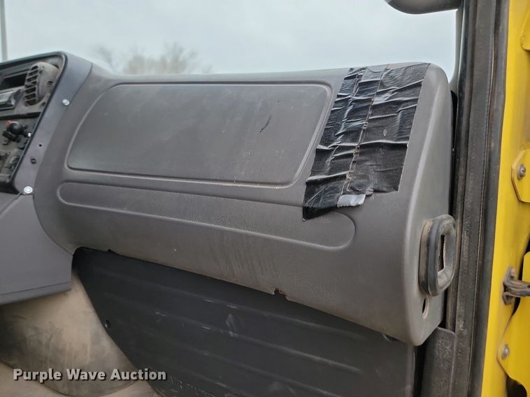 image for item LA9640 2006 Freightliner  M2 Business Class dump truck