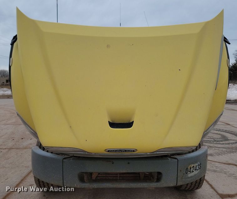image for item LA9640 2006 Freightliner  M2 Business Class dump truck