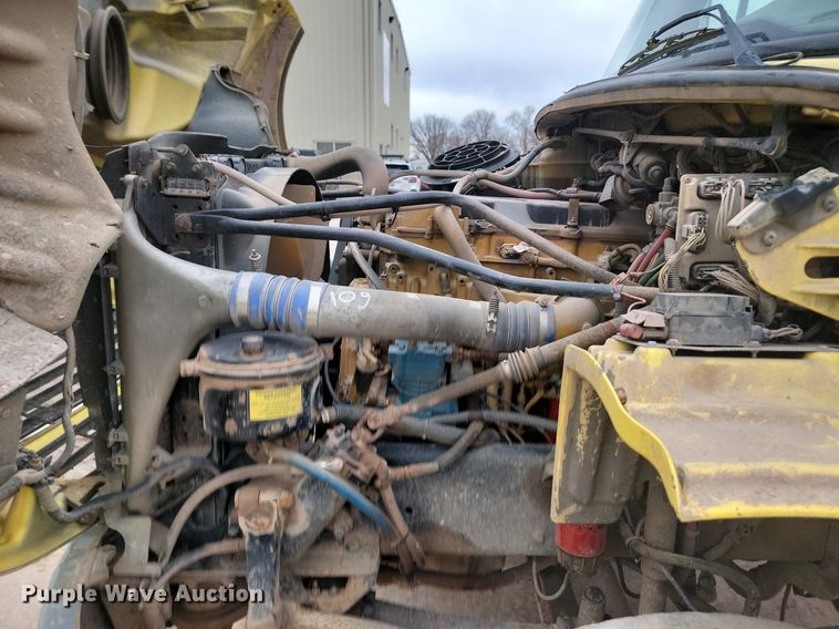 image for item LA9640 2006 Freightliner  M2 Business Class dump truck