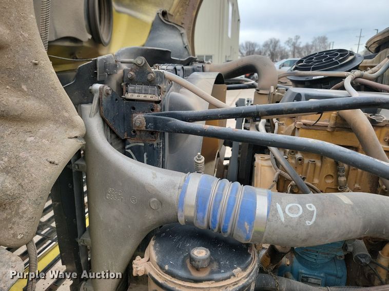 image for item LA9640 2006 Freightliner  M2 Business Class dump truck