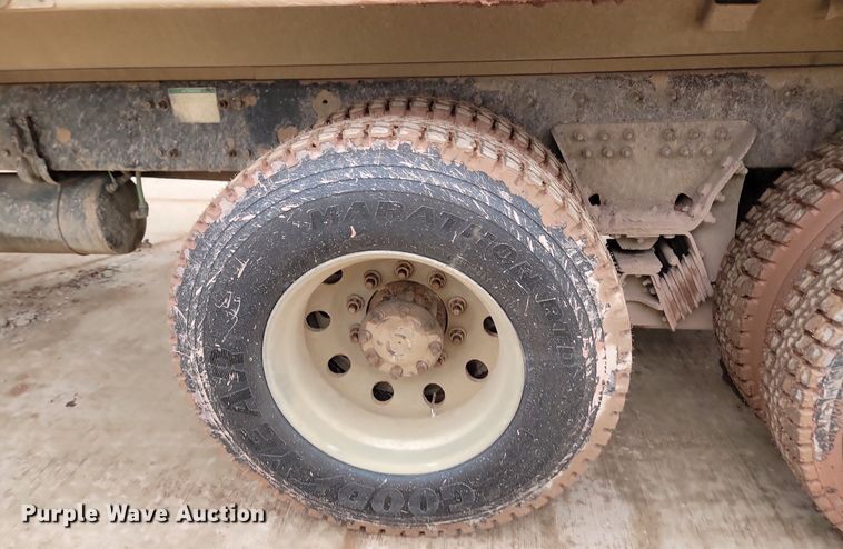 image for item LA9640 2006 Freightliner  M2 Business Class dump truck