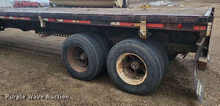 image for item LA9653 1986 Aztec flatbed trailer