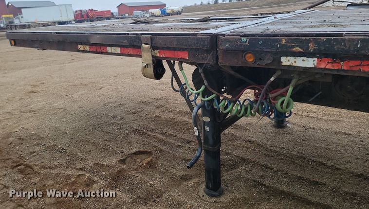 image for item LA9653 1986 Aztec flatbed trailer