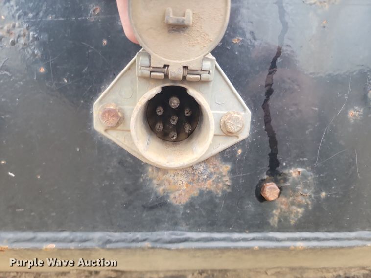 image for item LA9653 1986 Aztec flatbed trailer