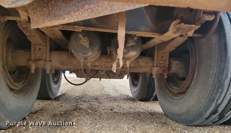 image for item LA9653 1986 Aztec flatbed trailer