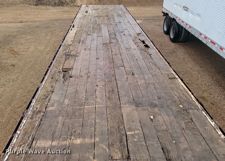 image for item LA9653 1986 Aztec flatbed trailer