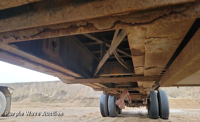 image for item LA9653 1986 Aztec flatbed trailer