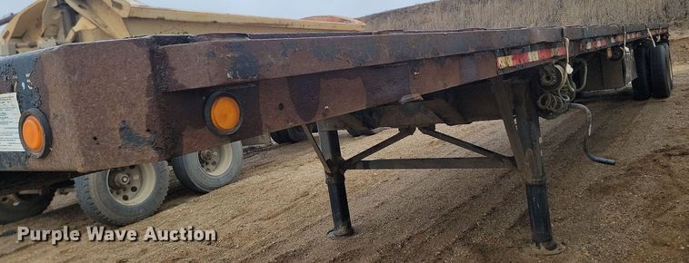image for item LA9653 1986 Aztec flatbed trailer