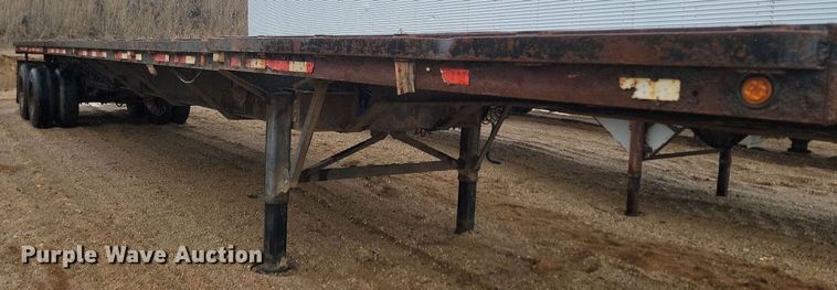 image for item LA9653 1986 Aztec flatbed trailer