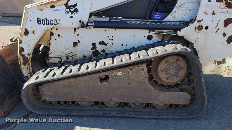 image for item LA9659 2003 Bobcat  T200 tracked skid steer loader