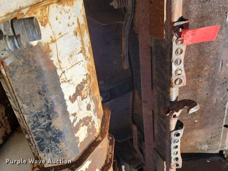 image for item LA9659 2003 Bobcat  T200 tracked skid steer loader