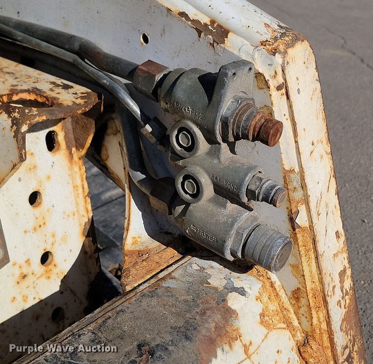 image for item LA9659 2003 Bobcat  T200 tracked skid steer loader