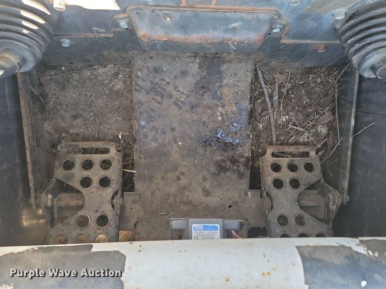 image for item LA9659 2003 Bobcat  T200 tracked skid steer loader