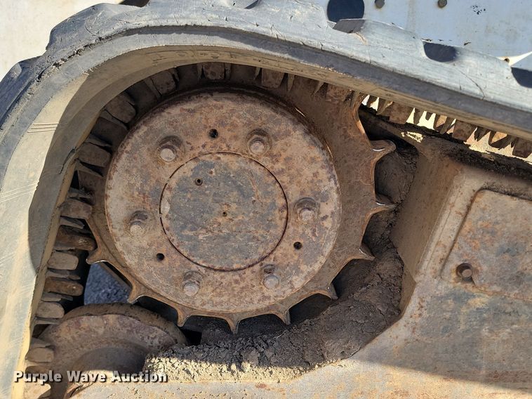 image for item LA9659 2003 Bobcat  T200 tracked skid steer loader