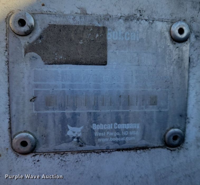 image for item LA9659 2003 Bobcat  T200 tracked skid steer loader