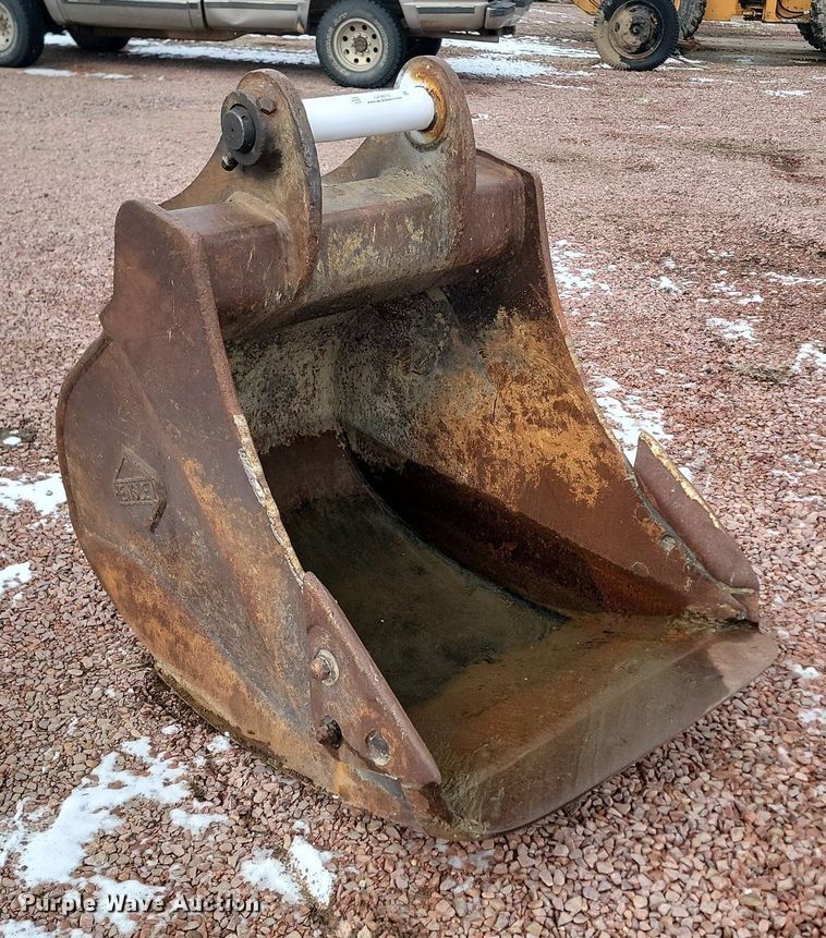 image for item LA9673 Hensley 36