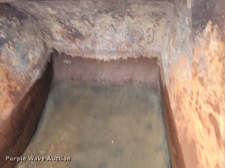 image for item LA9673 Hensley 36