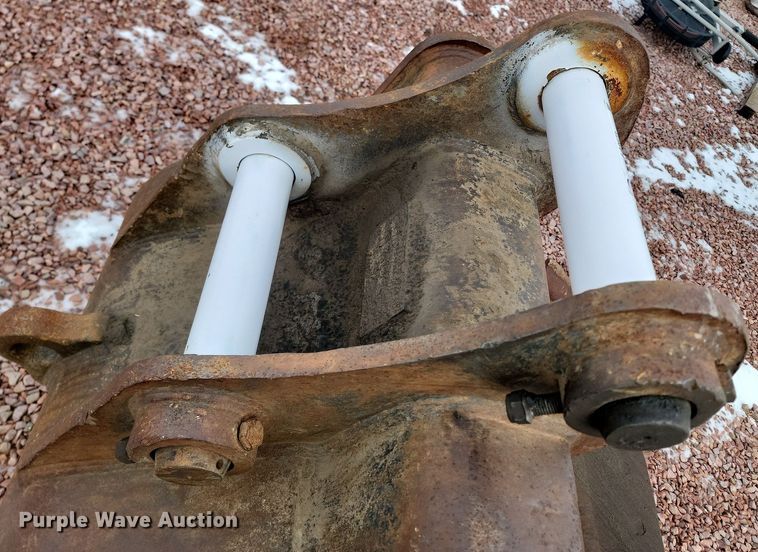 image for item LA9673 Hensley 36