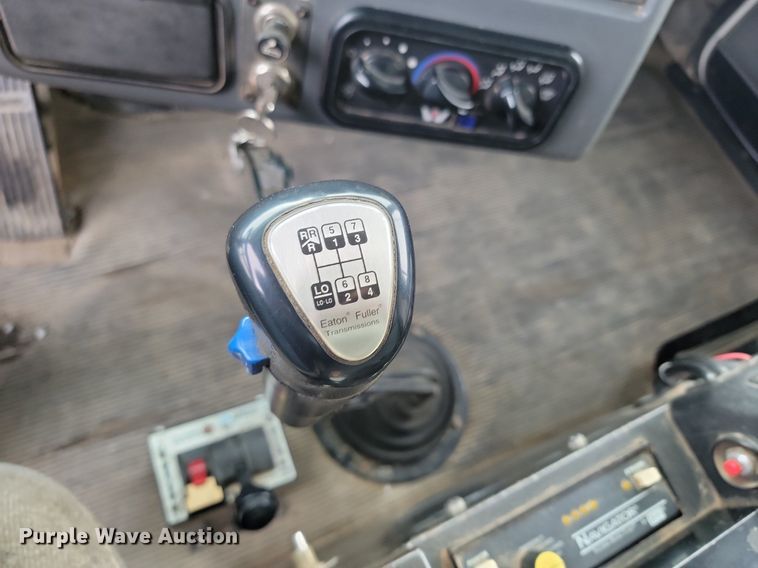 image for item LA9674 2008 Western Star 4900FA dump truck