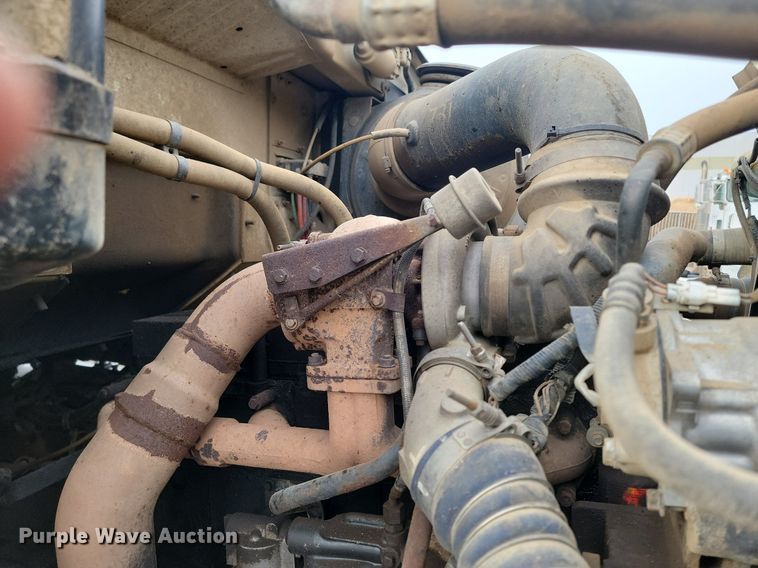 image for item LA9675 2000 Sterling LT8500 dump truck