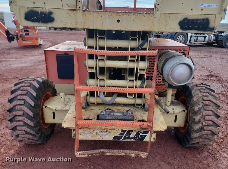 image for item LA9678 2000 JLG  33RTS scissor lift