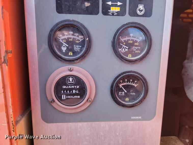 image for item LA9678 2000 JLG  33RTS scissor lift