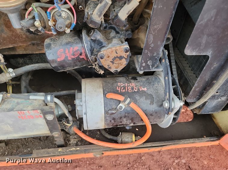 image for item LA9678 2000 JLG  33RTS scissor lift