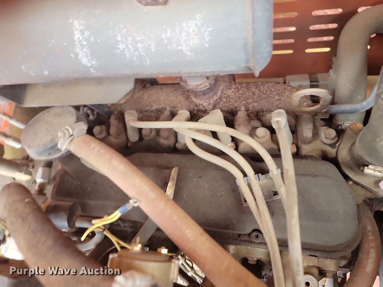 image for item LA9678 2000 JLG  33RTS scissor lift