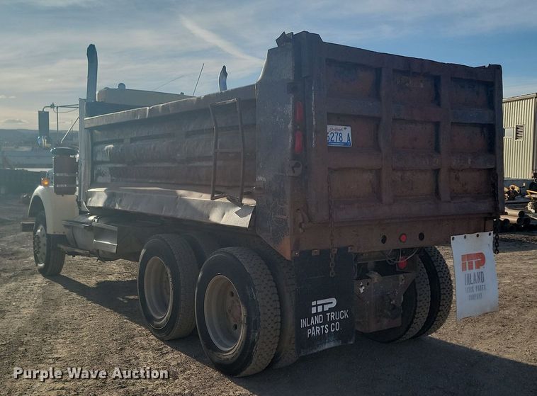 image for item LA9698 1988 Kenworth  W900 dump truck
