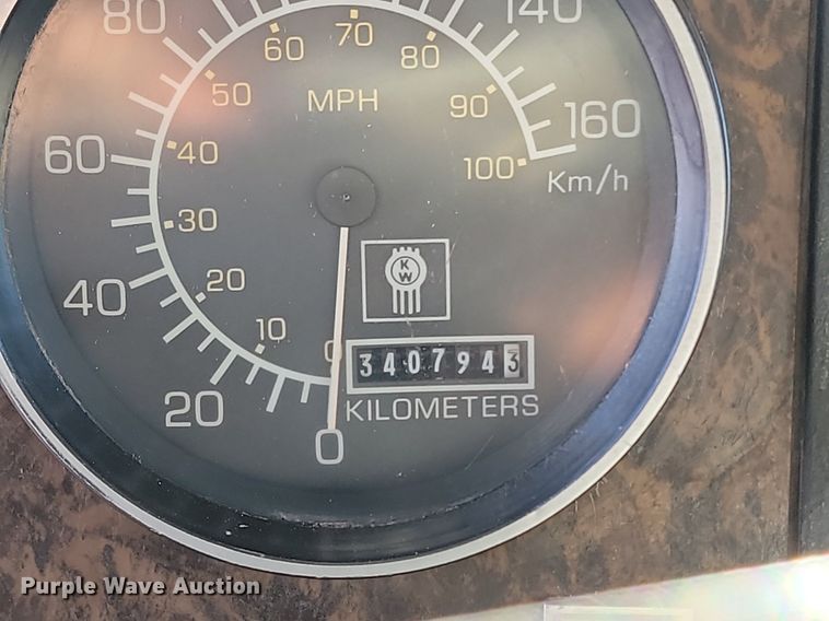 image for item LA9698 1988 Kenworth  W900 dump truck