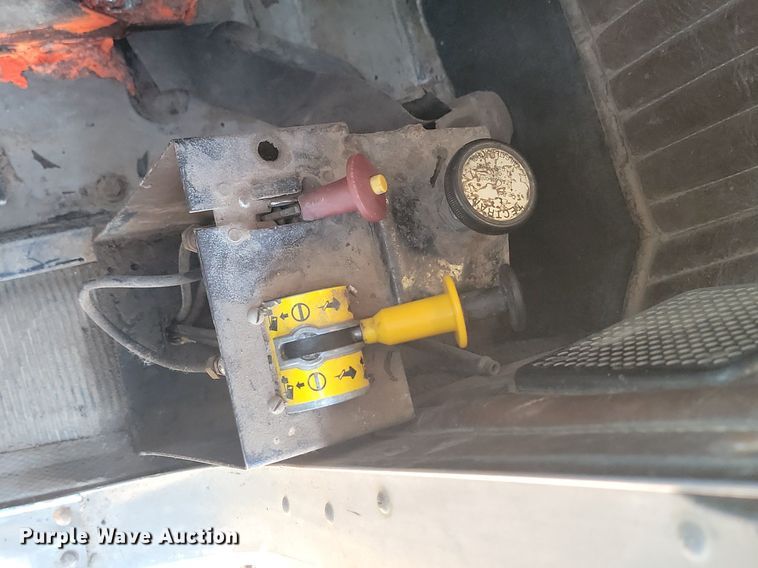 image for item LA9698 1988 Kenworth  W900 dump truck