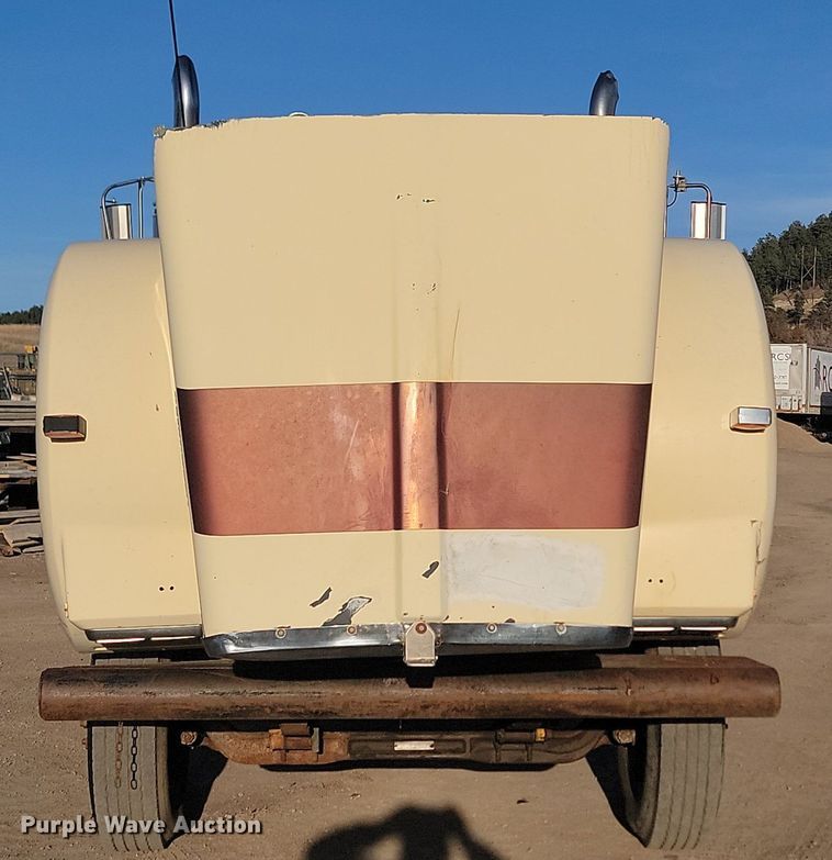 image for item LA9698 1988 Kenworth  W900 dump truck