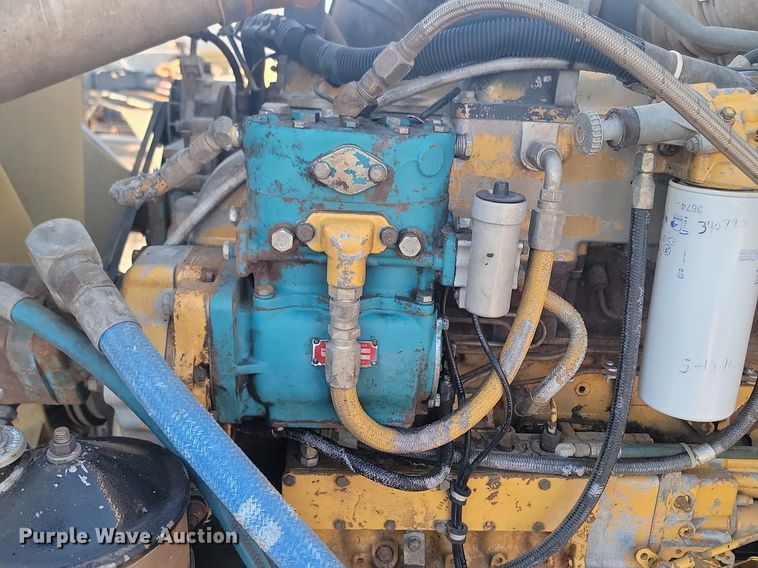 image for item LA9698 1988 Kenworth  W900 dump truck