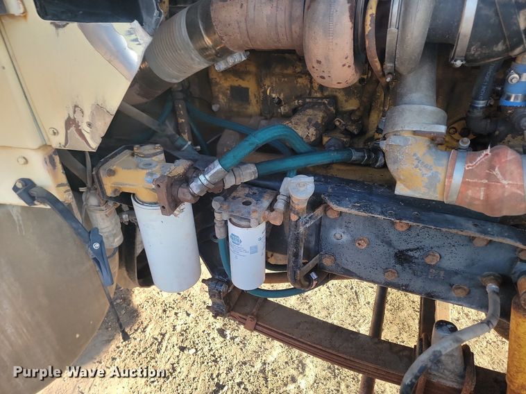 image for item LA9698 1988 Kenworth  W900 dump truck