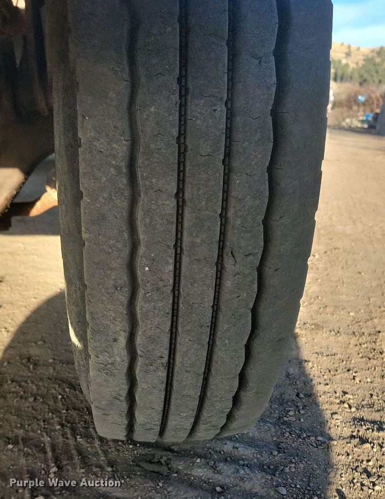 image for item LA9698 1988 Kenworth  W900 dump truck