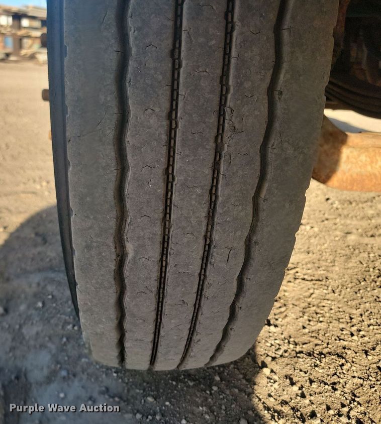 image for item LA9698 1988 Kenworth  W900 dump truck