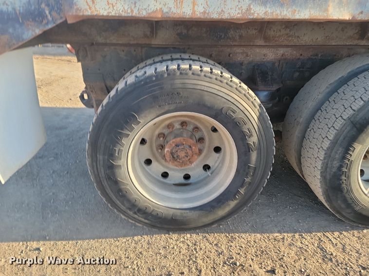 image for item LA9698 1988 Kenworth  W900 dump truck