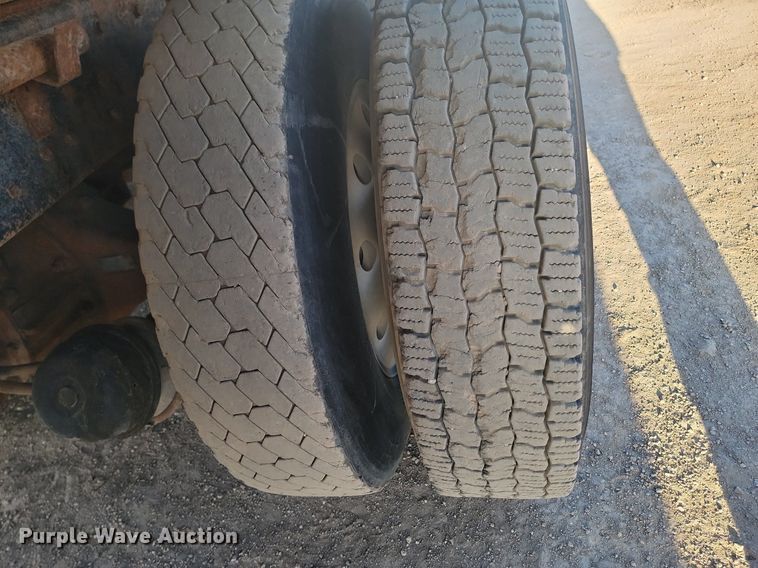 image for item LA9698 1988 Kenworth  W900 dump truck