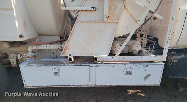 image for item LA9699 1984 Chevrolet  Kodiak 70 sewer jetter truck