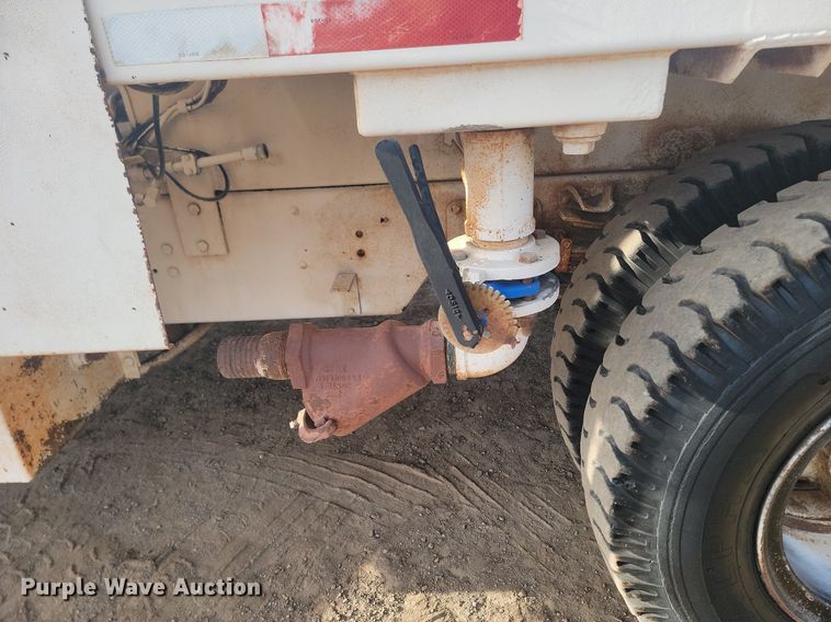 image for item LA9699 1984 Chevrolet  Kodiak 70 sewer jetter truck