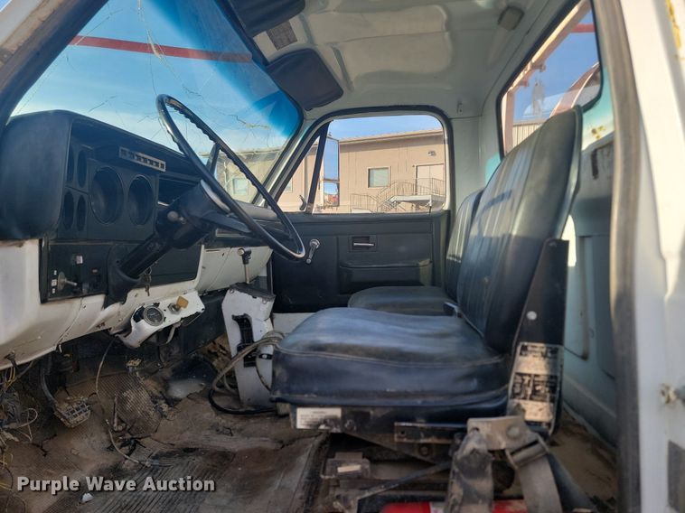 image for item LA9699 1984 Chevrolet  Kodiak 70 sewer jetter truck