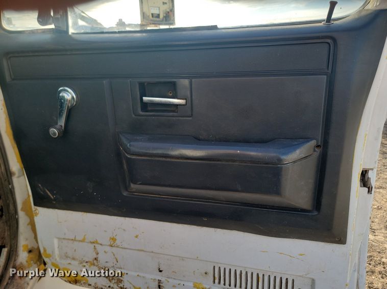 image for item LA9699 1984 Chevrolet  Kodiak 70 sewer jetter truck