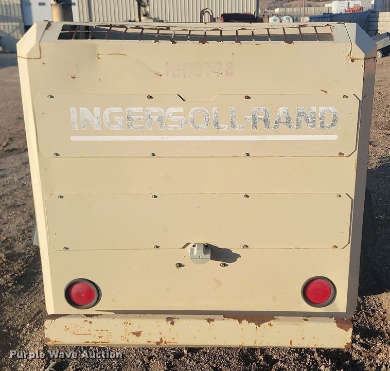 image for item LA9700 1999 Ingersoll Rand  P375WCU air compressor