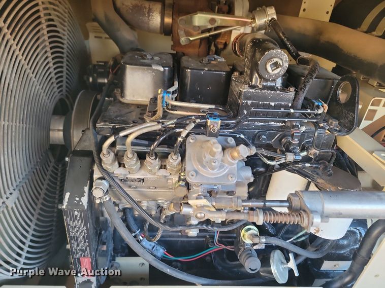 image for item LA9700 1999 Ingersoll Rand  P375WCU air compressor