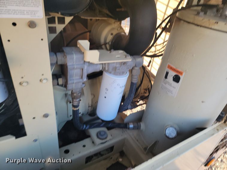 image for item LA9700 1999 Ingersoll Rand  P375WCU air compressor