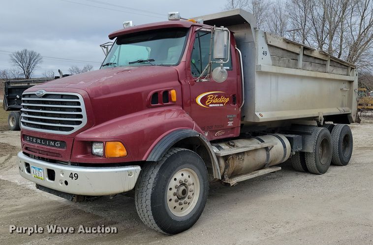 image for item LC9822 2009 Sterling L-Line dump truck