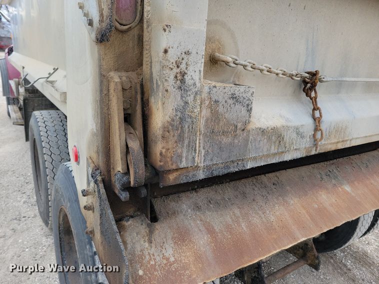 image for item LC9822 2009 Sterling L-Line dump truck