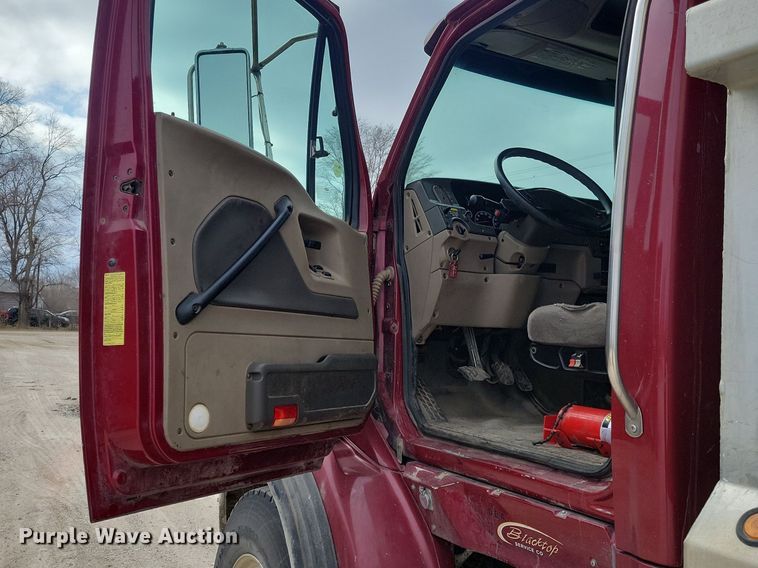 image for item LC9822 2009 Sterling L-Line dump truck