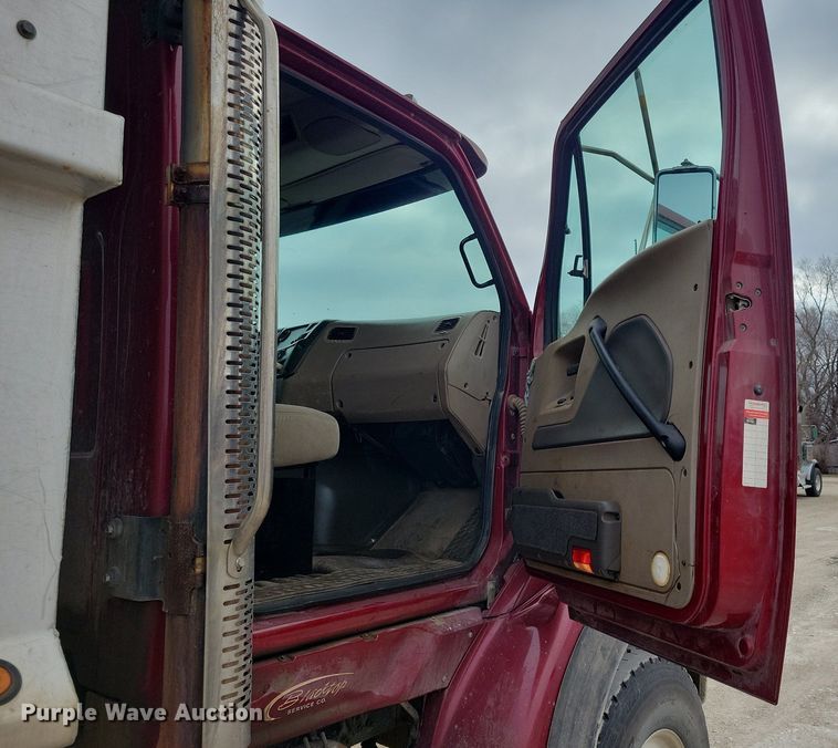 image for item LC9822 2009 Sterling L-Line dump truck